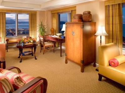 Four Seasons At Embarcadero Hotel San Francisco